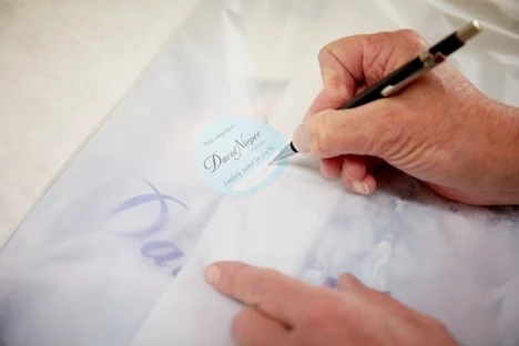 Find all the information you need about our delivery services and find the best option for you.